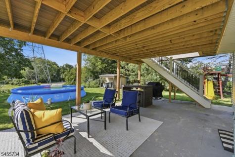 14 Harwich Road Lopatcong NJ 08865