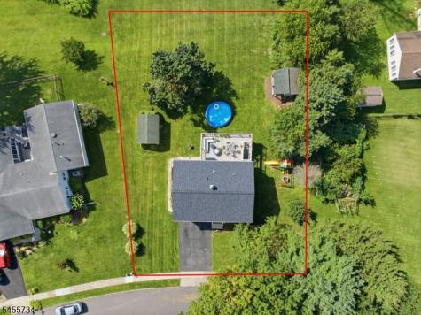 14 Harwich Road Lopatcong NJ 08865