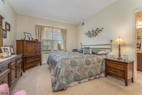 95 Kensington Circle White NJ 07823