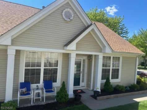 95 Kensington Circle White NJ 07823