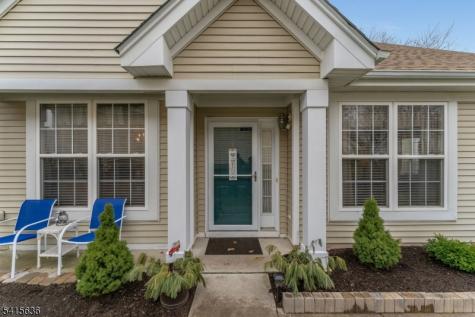 95 Kensington Circle White NJ 07823