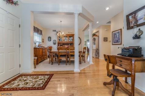 95 Kensington Circle White NJ 07823