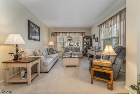 95 Kensington Circle White NJ 07823