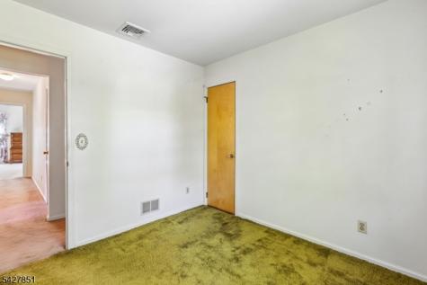 7 Hanover Avenue Warren NJ 07059