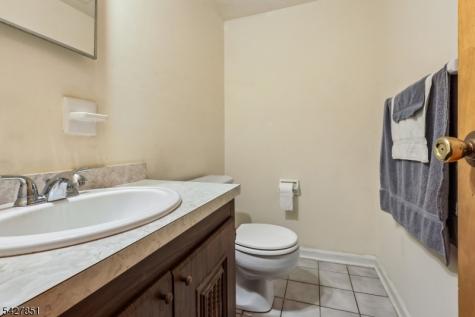 7 Hanover Avenue Warren NJ 07059