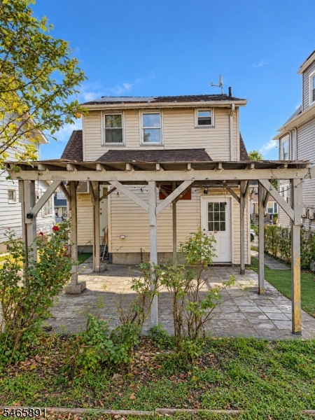 188 Floyd Street Belleville NJ 07109