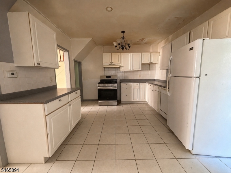 188 Floyd Street Belleville NJ 07109