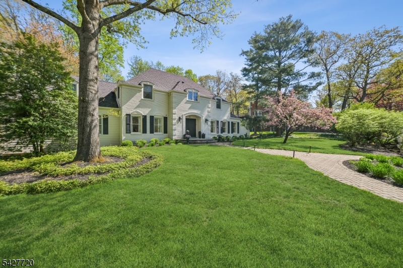 58 Merrywood Lane Millburn NJ 07078