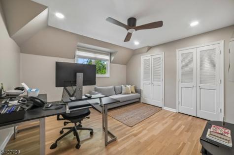 58 Merrywood Lane Millburn NJ 07078