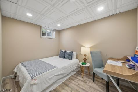 58 Merrywood Lane Millburn NJ 07078