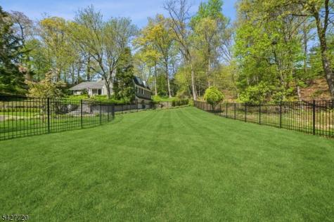 58 Merrywood Lane Millburn NJ 07078