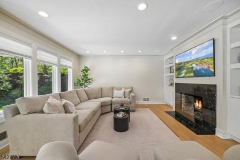 58 Merrywood Lane Millburn NJ 07078