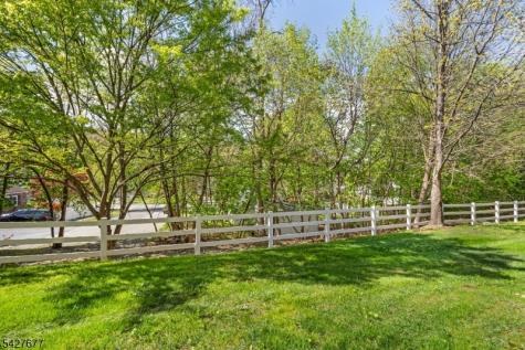 411 Boulder Ridge Drive Randolph NJ 07869