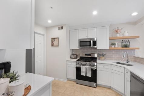 411 Boulder Ridge Drive Randolph NJ 07869