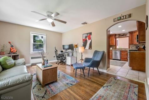 109 Greenwood Avenue Pequannock NJ 07440