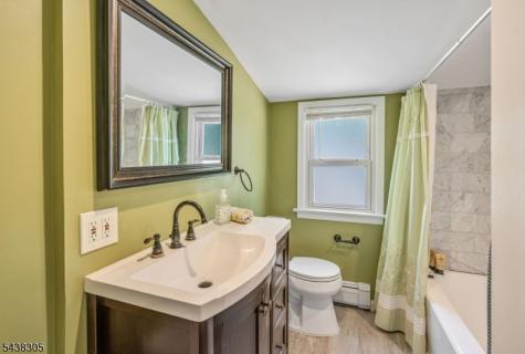 109 Greenwood Avenue Pequannock NJ 07440