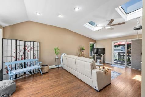 109 Greenwood Avenue Pequannock NJ 07440