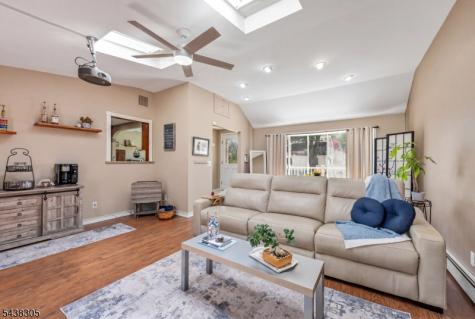 109 Greenwood Avenue Pequannock NJ 07440