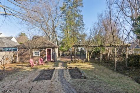 424 Saint Marks Avenue Westfield NJ 07090