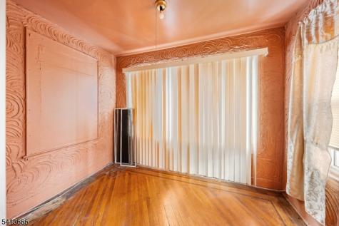 9 Stratford Place Irvington NJ 07111