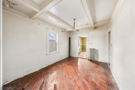 9 Stratford Place Irvington NJ 07111