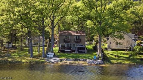 931 Plymouth Lake Drive Stillwater NJ 07860