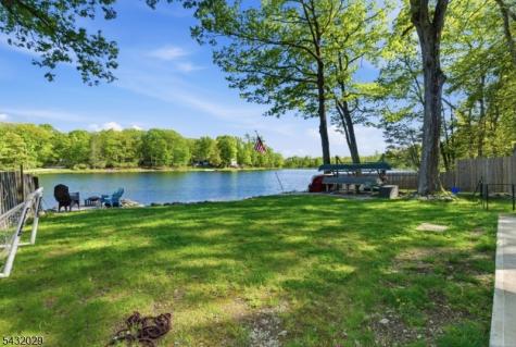931 Plymouth Lake Drive Stillwater NJ 07860