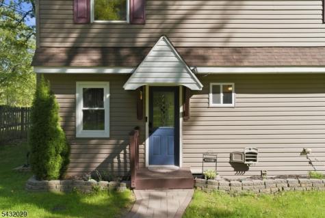 931 Plymouth Lake Drive Stillwater NJ 07860