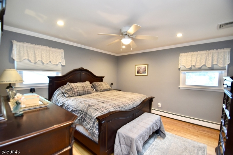 28 Yacht Club Drive Jefferson NJ 07849