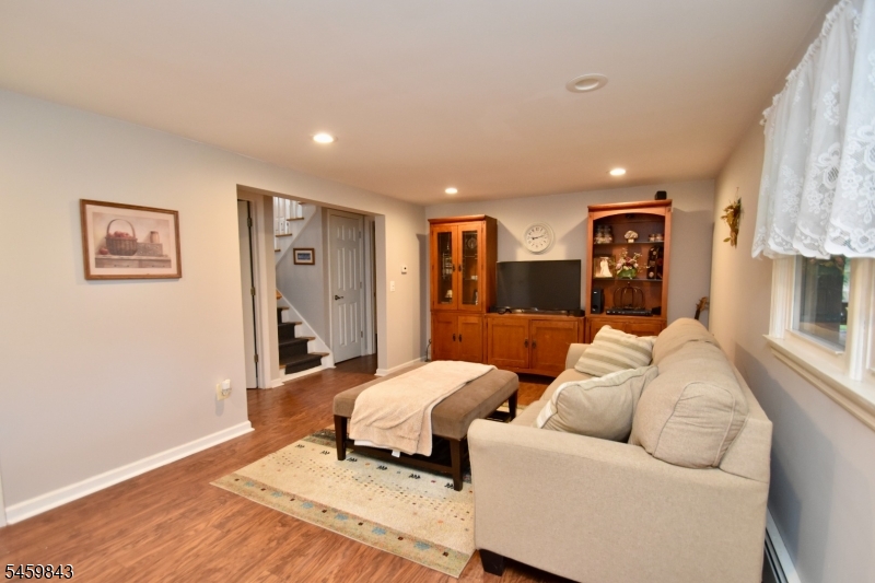 28 Yacht Club Drive Jefferson NJ 07849