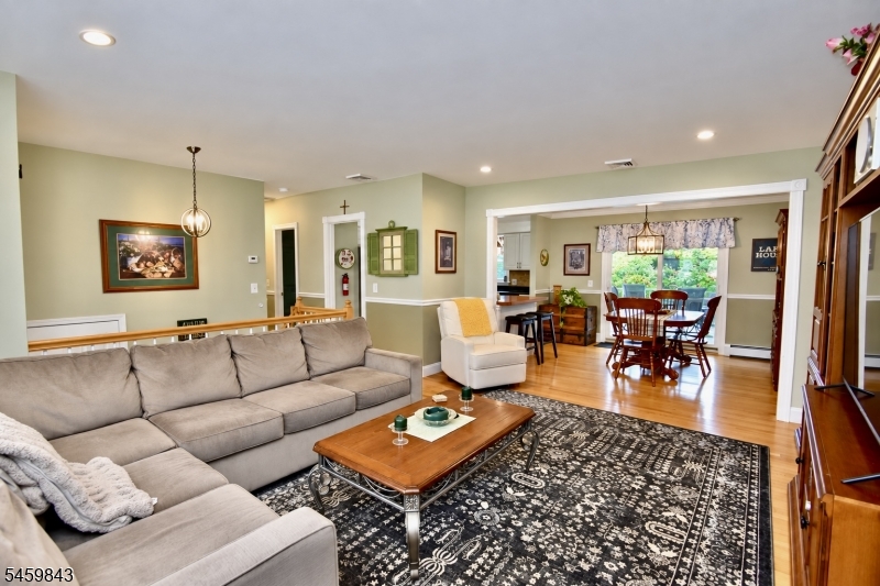 28 Yacht Club Drive Jefferson NJ 07849