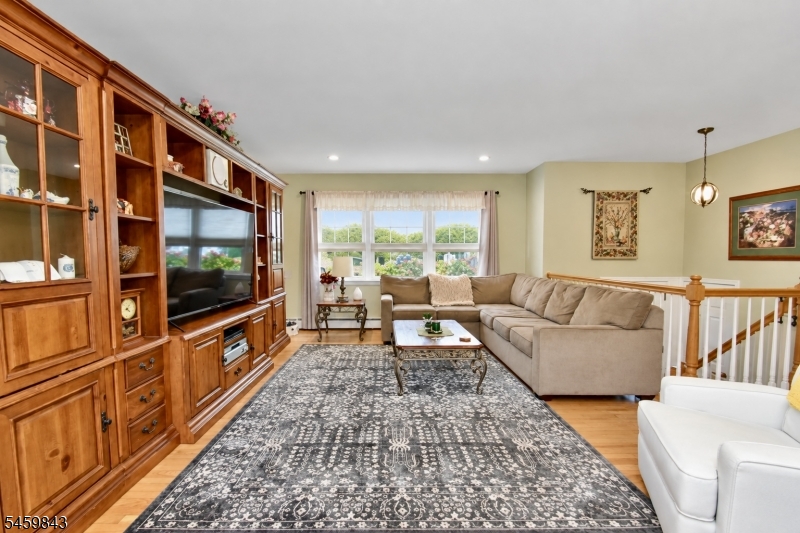 28 Yacht Club Drive Jefferson NJ 07849