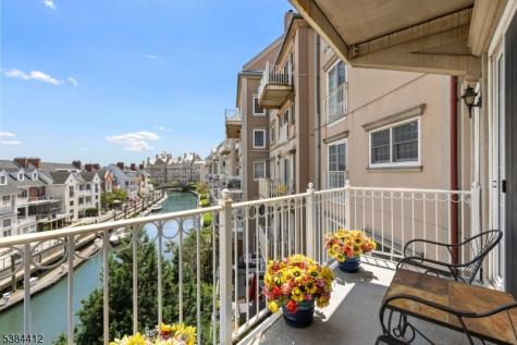 205 Shearwater Court Jersey City NJ 07305