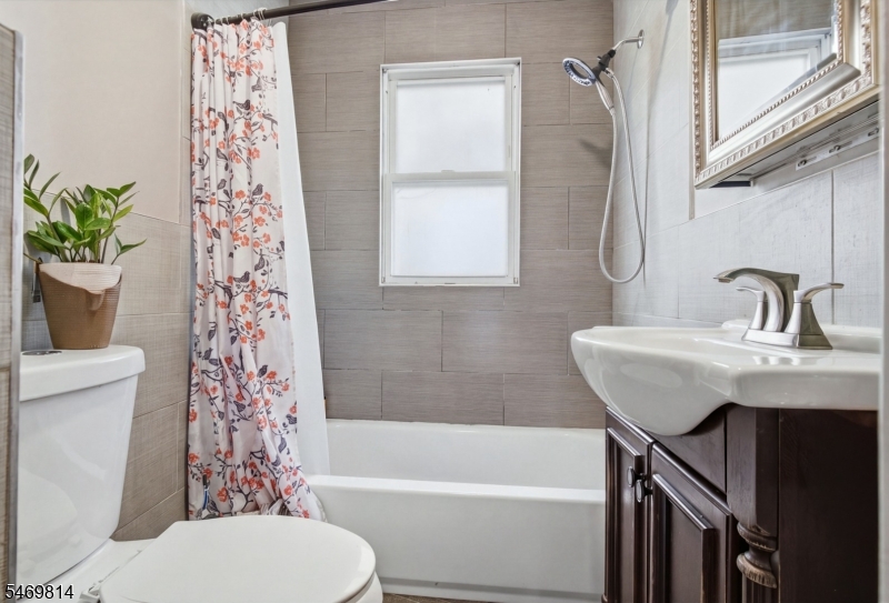 57 Maple Shade Avenue Hamilton NJ 08610