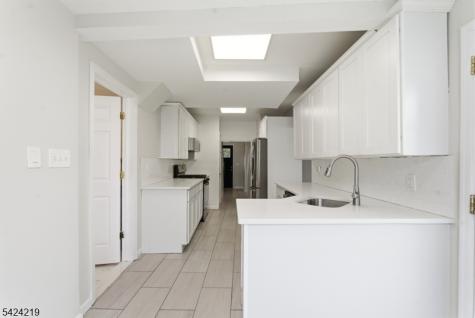 129 Willow Avenue Aberdeen NJ 07747