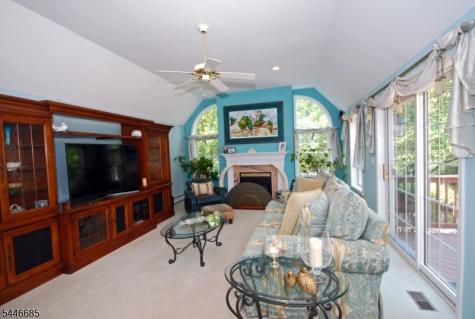 32 Coddington Road Readington NJ 08889
