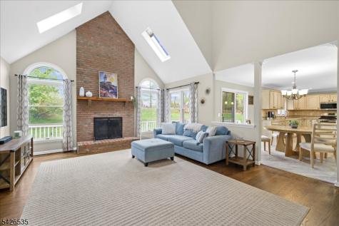 27 Shy Creek Road Alexandria NJ 08867