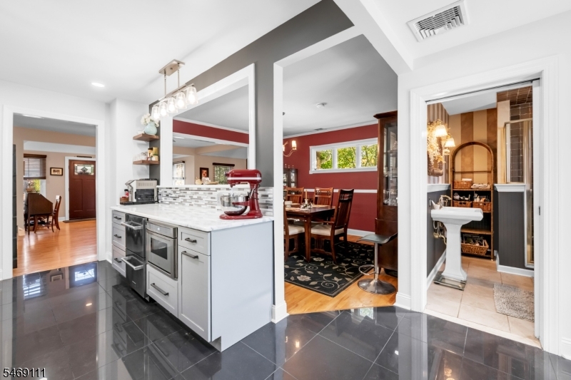 99 Raymond Avenue Nutley NJ 07110