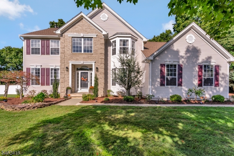 2 Saunders Lane Mount Olive NJ 07840