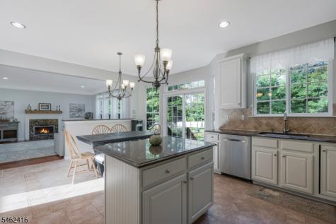 2 Saunders Lane Mount Olive NJ 07840