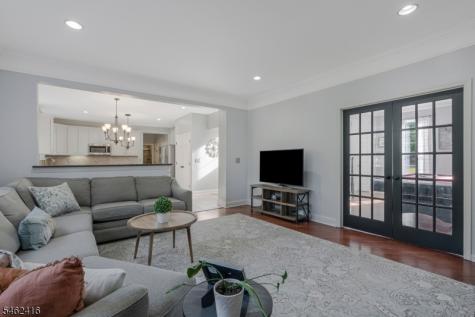 2 Saunders Lane Mount Olive NJ 07840