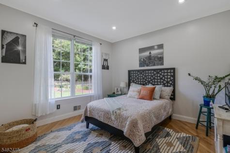 2 Saunders Lane Mount Olive NJ 07840