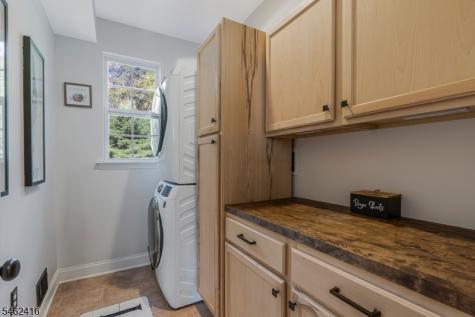 2 Saunders Lane Mount Olive NJ 07840