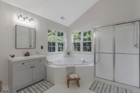 2 Saunders Lane Mount Olive NJ 07840