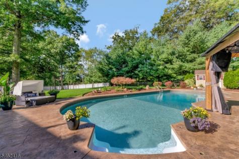 2 Saunders Lane Mount Olive NJ 07840