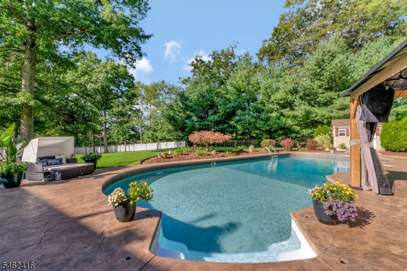 2 Saunders Lane Mount Olive NJ 07840