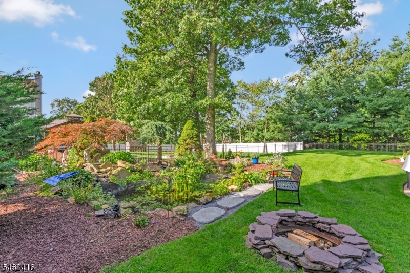 2 Saunders Lane Mount Olive NJ 07840