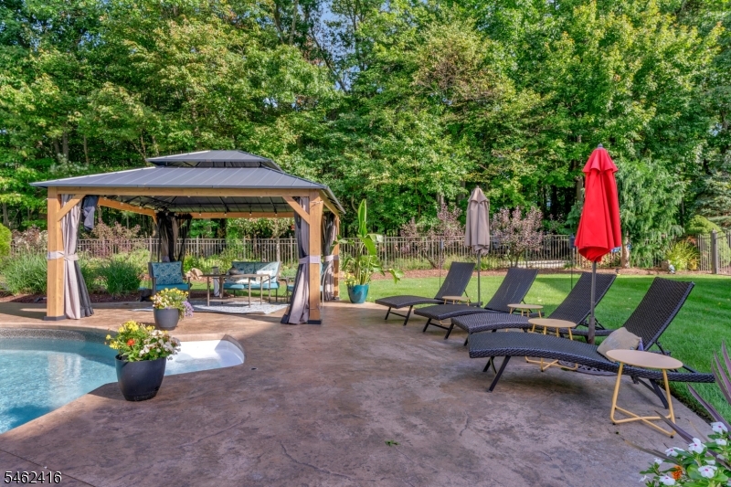 2 Saunders Lane Mount Olive NJ 07840