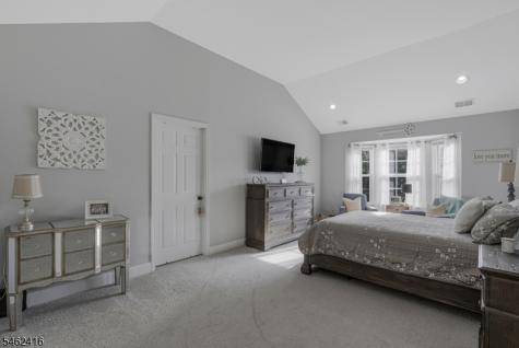2 Saunders Lane Mount Olive NJ 07840