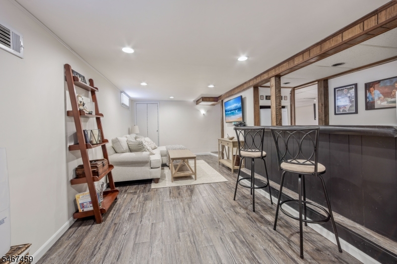 124 Rhoda Avenue Nutley NJ 07110